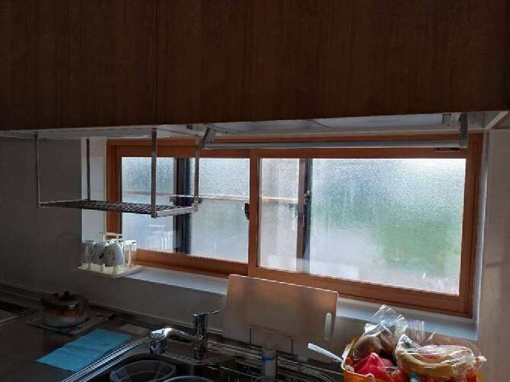 窓設置