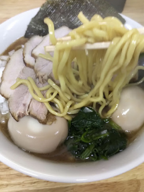 チャーシュー麺(中)＋煮卵＋タマネギトッピング