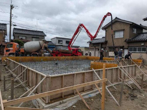 基礎工事