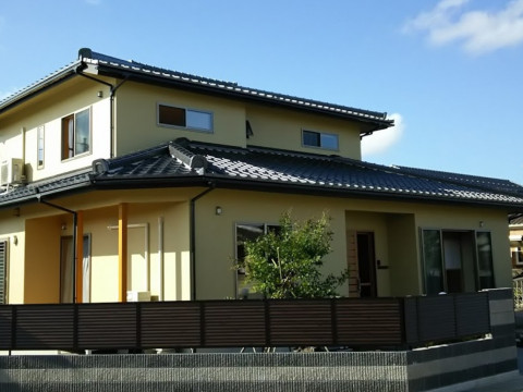 日本庭園が生える新和風の家